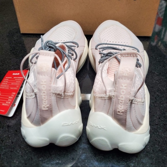 Reebok Dmx Fusion (WHITE/DESERT DUST/CHALK P) Unisex Shoes CN2250

CN0679 main image 8